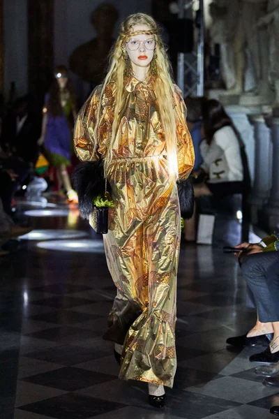 Look 71